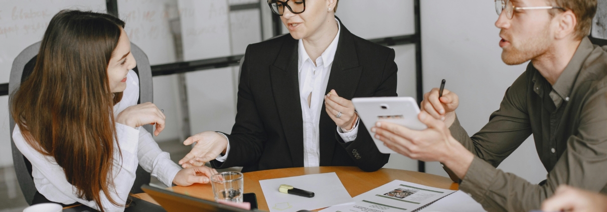 Key HRMS features for effective workforce management.